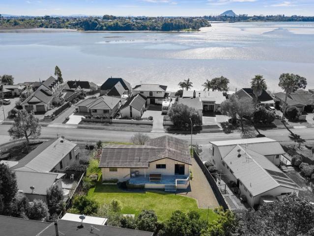 House for rent in Welcome Bay Shopping Centre, Welcome Bay
