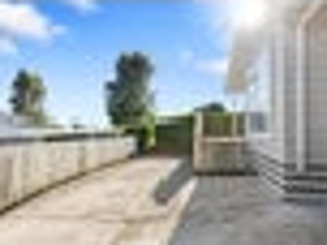 House for rent in Welcome Bay Shopping Centre, Welcome Bay