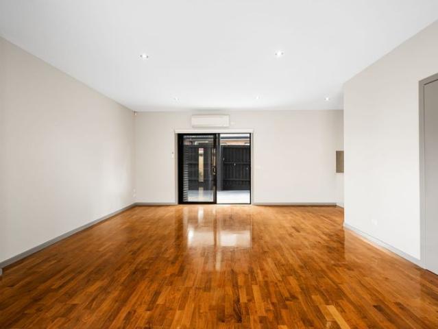 Townhouse for rent in Camerons Creek, Victoria