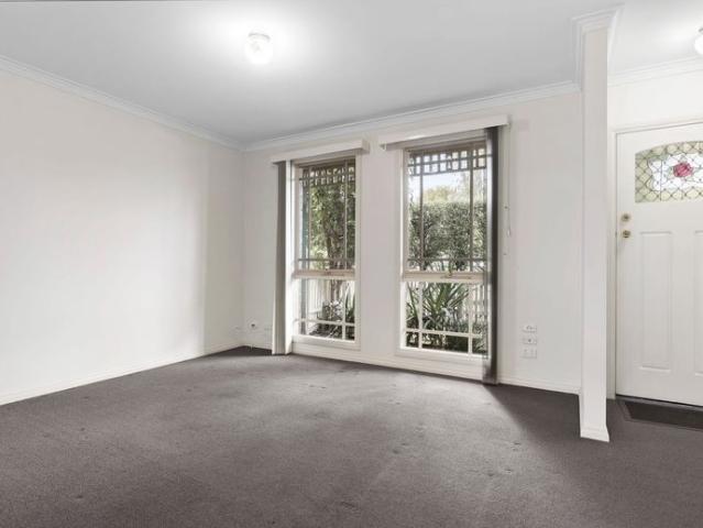 Townhouse for rent in Camerons Creek, Victoria