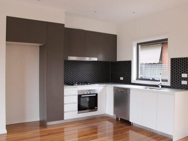 Townhouse for rent in Camerons Creek, Victoria