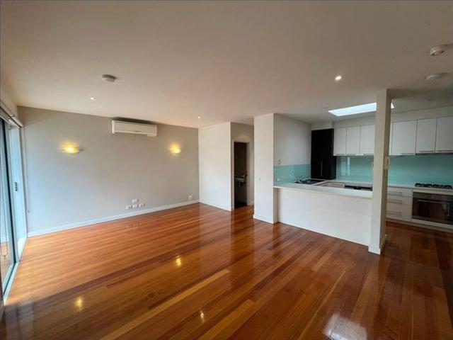 Townhouse for rent in Camerons Creek, Victoria