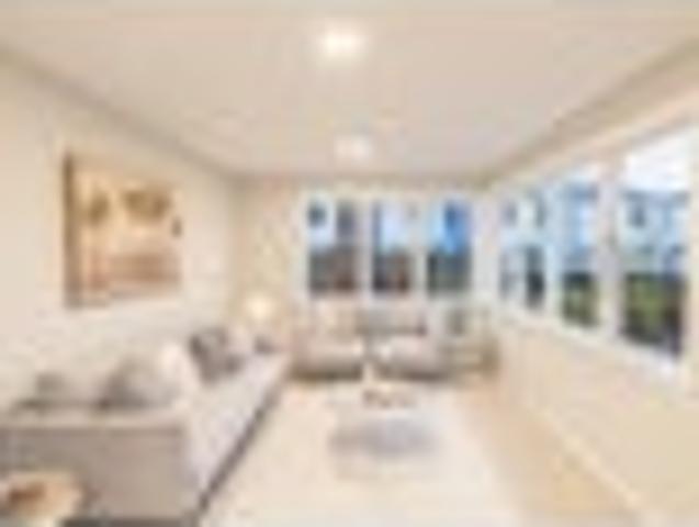 House for sale in Waltham