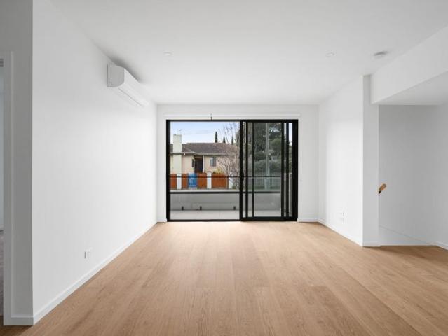 Townhouse for rent in Camerons Creek, Victoria