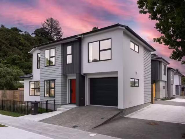 House for sale in Days Bay, Wellington