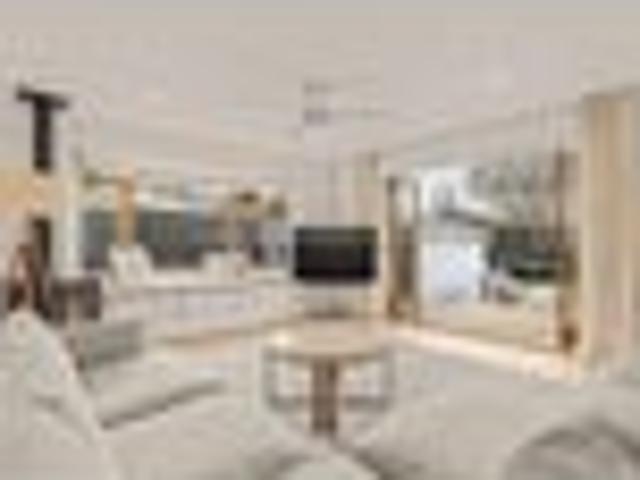 House for sale in Chaslands, Canterbury