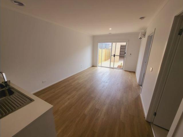 Townhouse for rent in Camerons Creek, Victoria