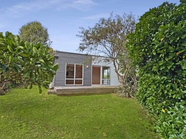 House for rent in Paraparaumu, Wellington