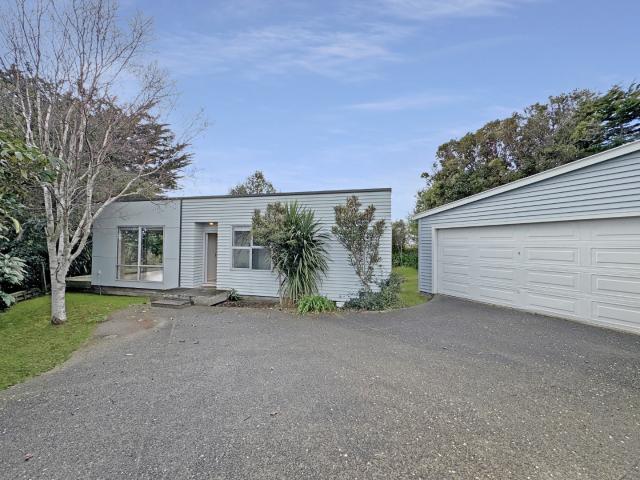 House for rent in Paraparaumu, Wellington