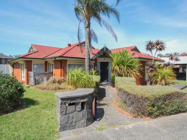 House for rent in Cranbourne North, Melbourne