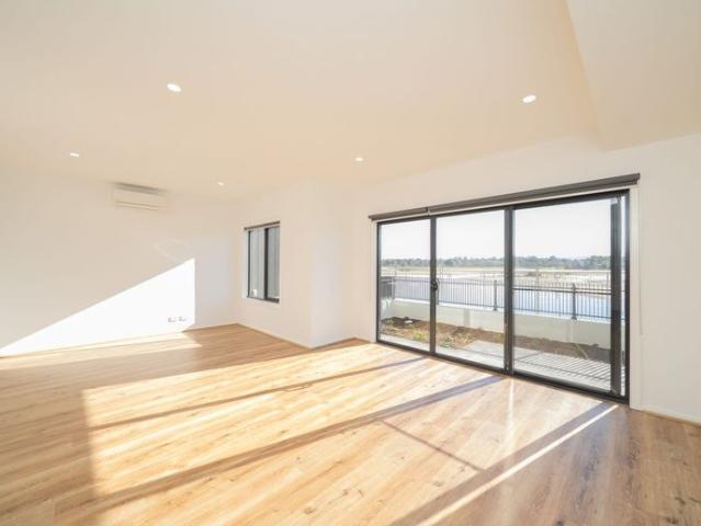 Townhouse for rent in Camerons Creek, Victoria