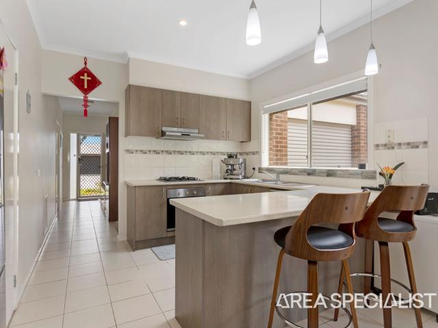 House for sale in Lakeside Estate, Melbourne