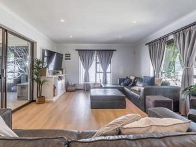 House for sale in Kraaifontein, Western Cape