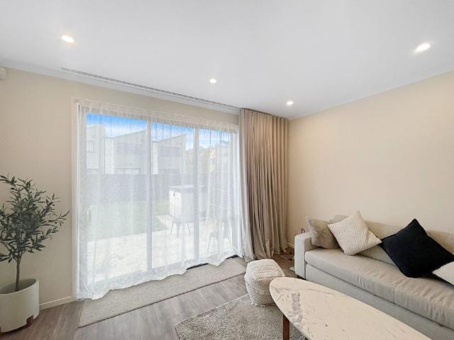 Townhouse for rent in Pauatahanui, Wellington