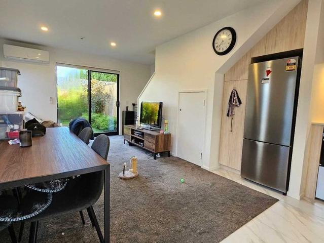 Townhouse for rent in Henderson, Henderson-Massey