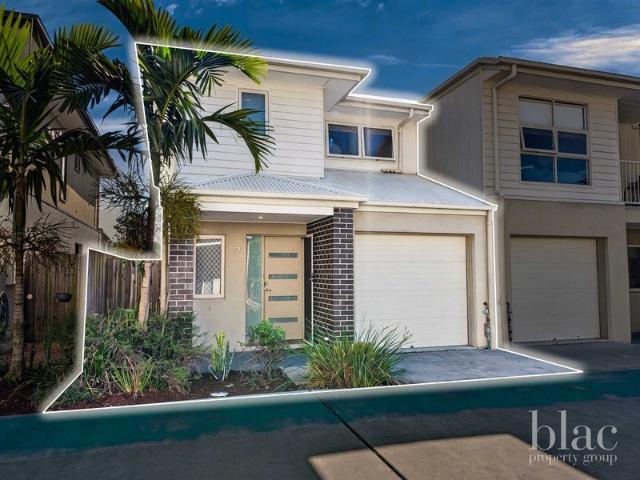 Townhouse for sale in Toombul, Queensland
