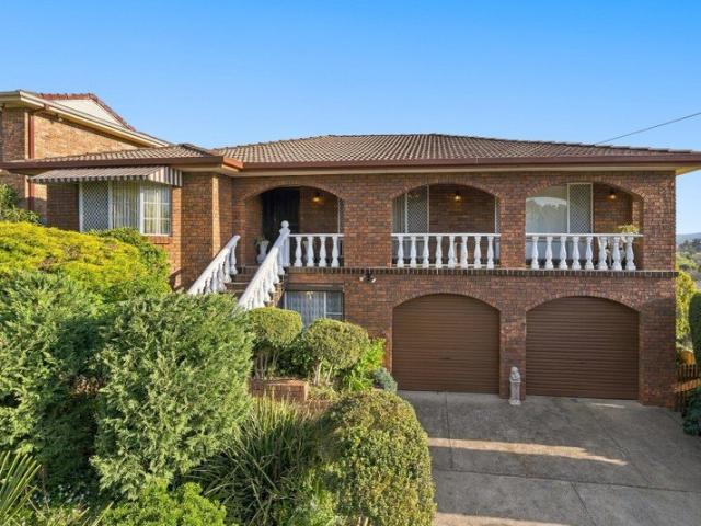 House for sale in Bowen, Orange