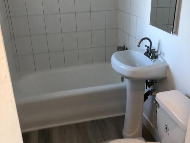 Apartment for rent in Canoga Park, California