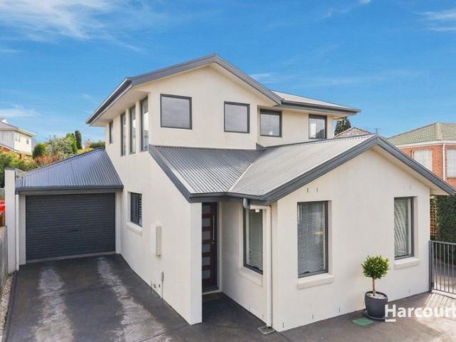 Apartment for sale in Howrah, Hobart