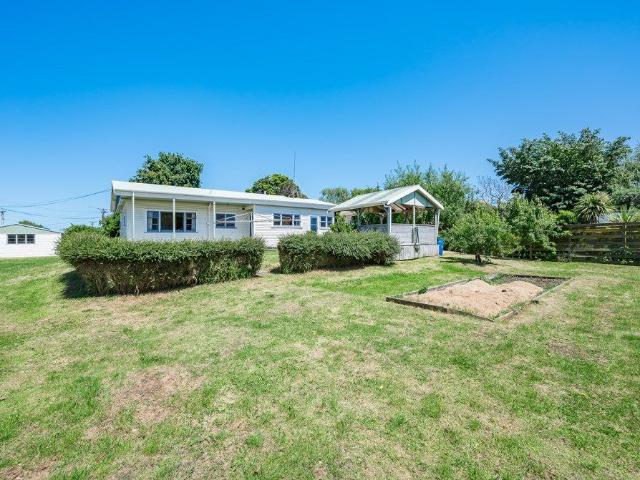 House for rent in Paraparaumu, Wellington