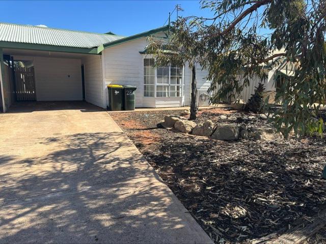 Duplex for rent in Roxby Downs, South Australia