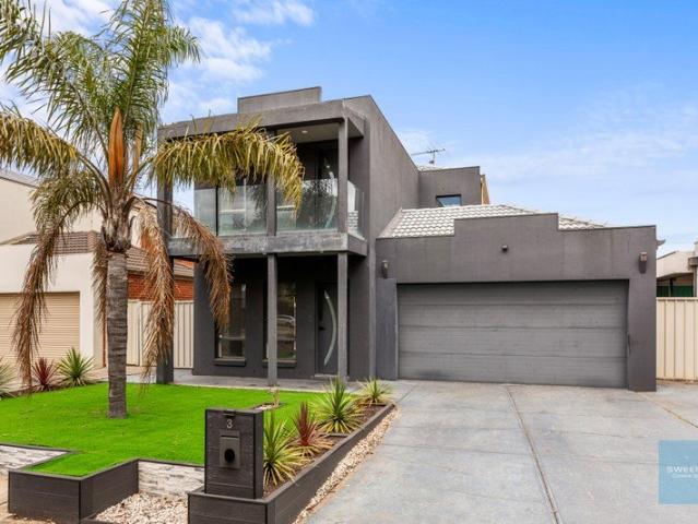 House for rent in Caroline Springs, Melbourne