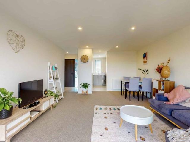 Townhouse for rent in Woodridge, Wellington