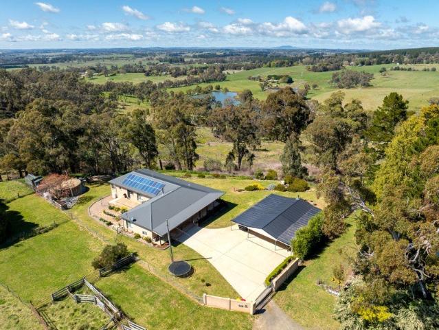 House for sale in Campbells Corner, Orange City Council