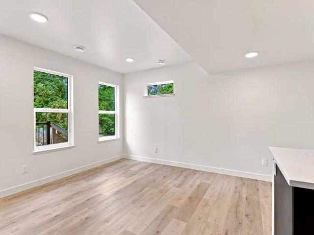 Townhouse for rent in Crestwood, Edmonton