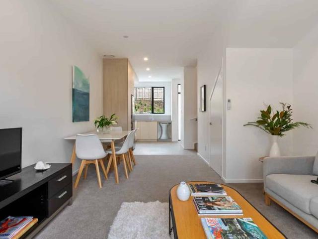 Townhouse for rent in Matata, Wellington