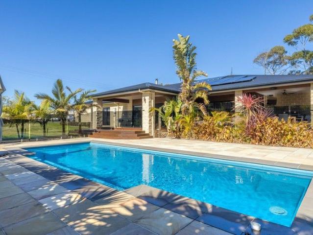House for sale in Lake Tyers Beach, Victoria