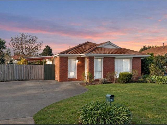 House for sale in Cambridge, Melbourne
