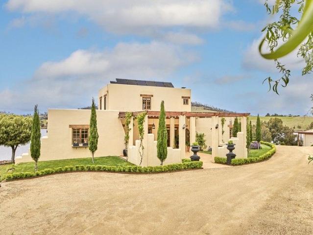 House for sale in Dodges Ferry, Tasmania