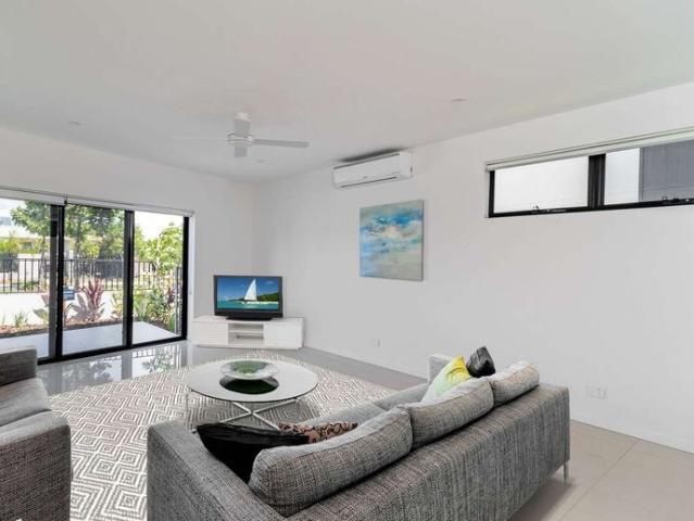Townhouse for rent in Fernbrook, Queensland