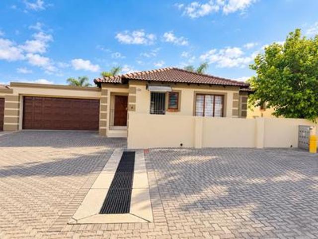 Townhouse for sale in Centurion, City of Tshwane Metropolitan Municipality