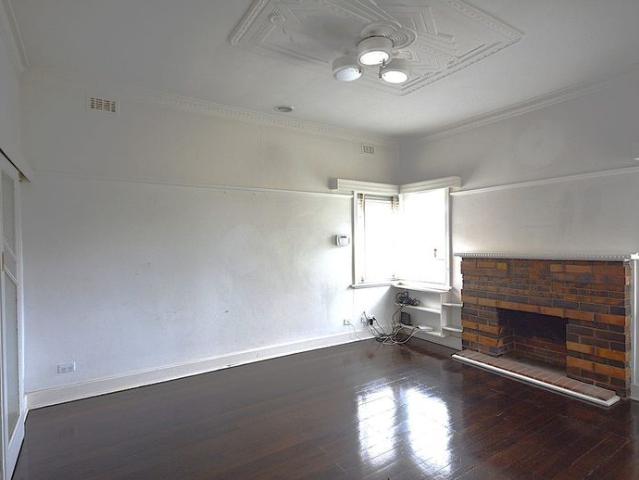 Apartment for rent in Glenroy, Melbourne