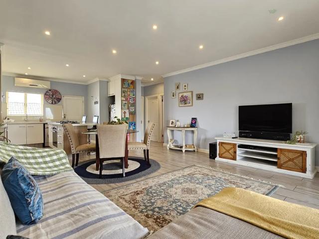 Townhouse for sale in Umhlanga, Kwazulu-natal