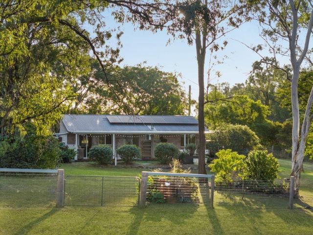 Cottage for sale in Kensington Grove, Queensland
