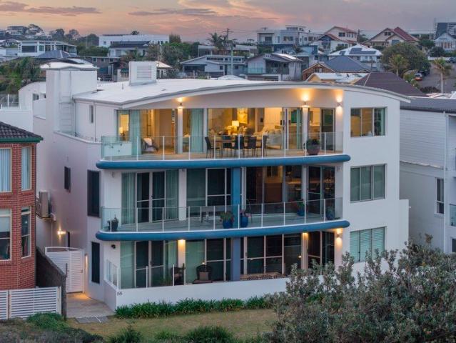 Apartment for sale in Newcastle, Newcastle-Maitland