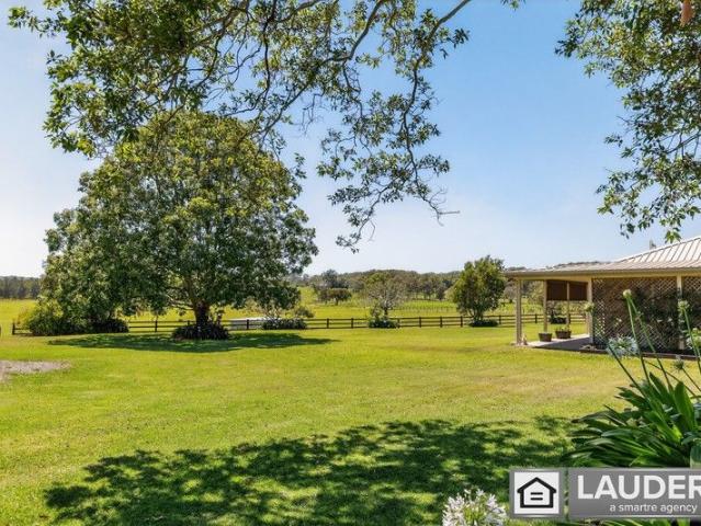 Cottage for sale in Oxley Island, New South Wales