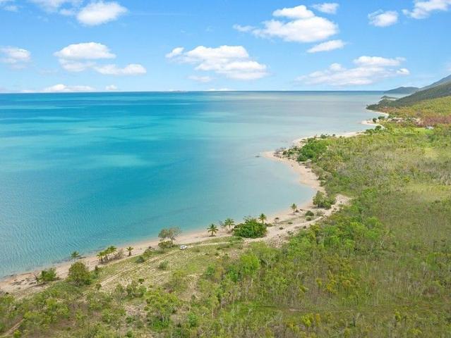 Land for sale in Cape Gloucester