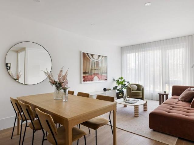 Townhouse for rent in Port Melbourne, Melbourne