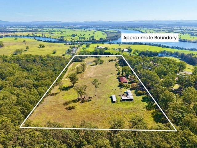 House for sale in Mitchells Island, New South Wales