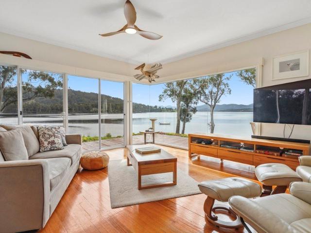 House for sale in Castle Forbes Bay, Port Huon