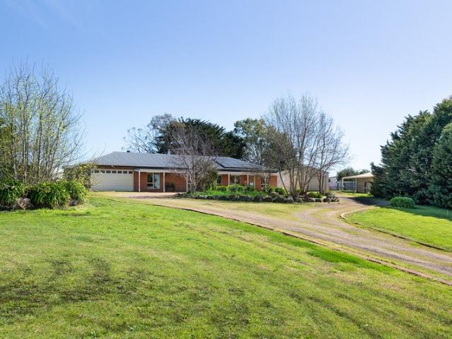 House for sale in Bolinda, Victoria
