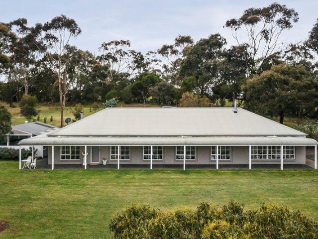 House for sale in Eden Park, Melbourne