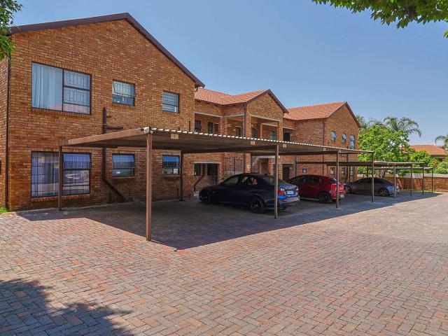 Apartment for rent in Nooitgedacht, Gauteng