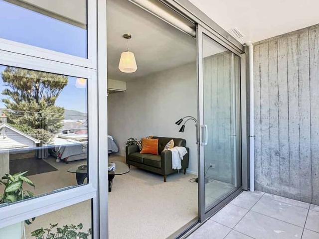 Apartment for rent in Days Bay, Wellington