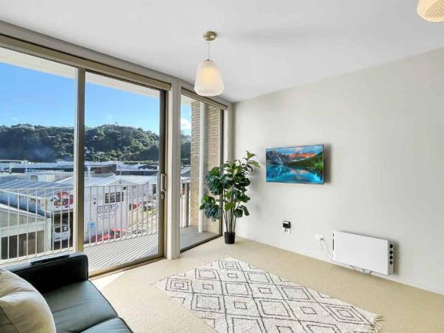 Apartment for rent in Days Bay, Wellington