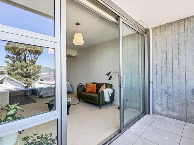 Apartment for rent in Days Bay, Wellington